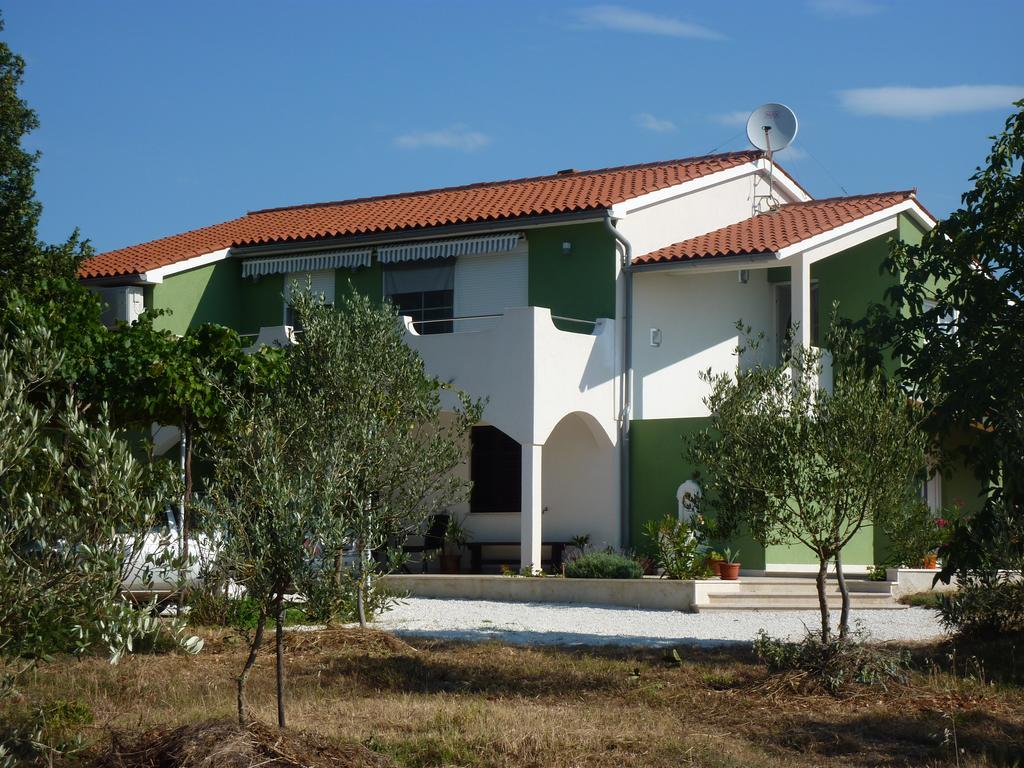 Galižana Apartment Greeny מראה חיצוני תמונה